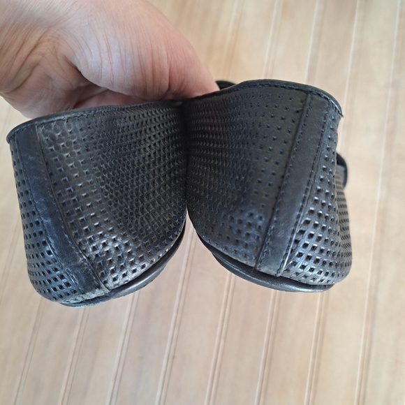 Vince Bogart Women's Causal Leather Minimalist Capsule Lightweight Flats Loafers - Picture 4 of 8